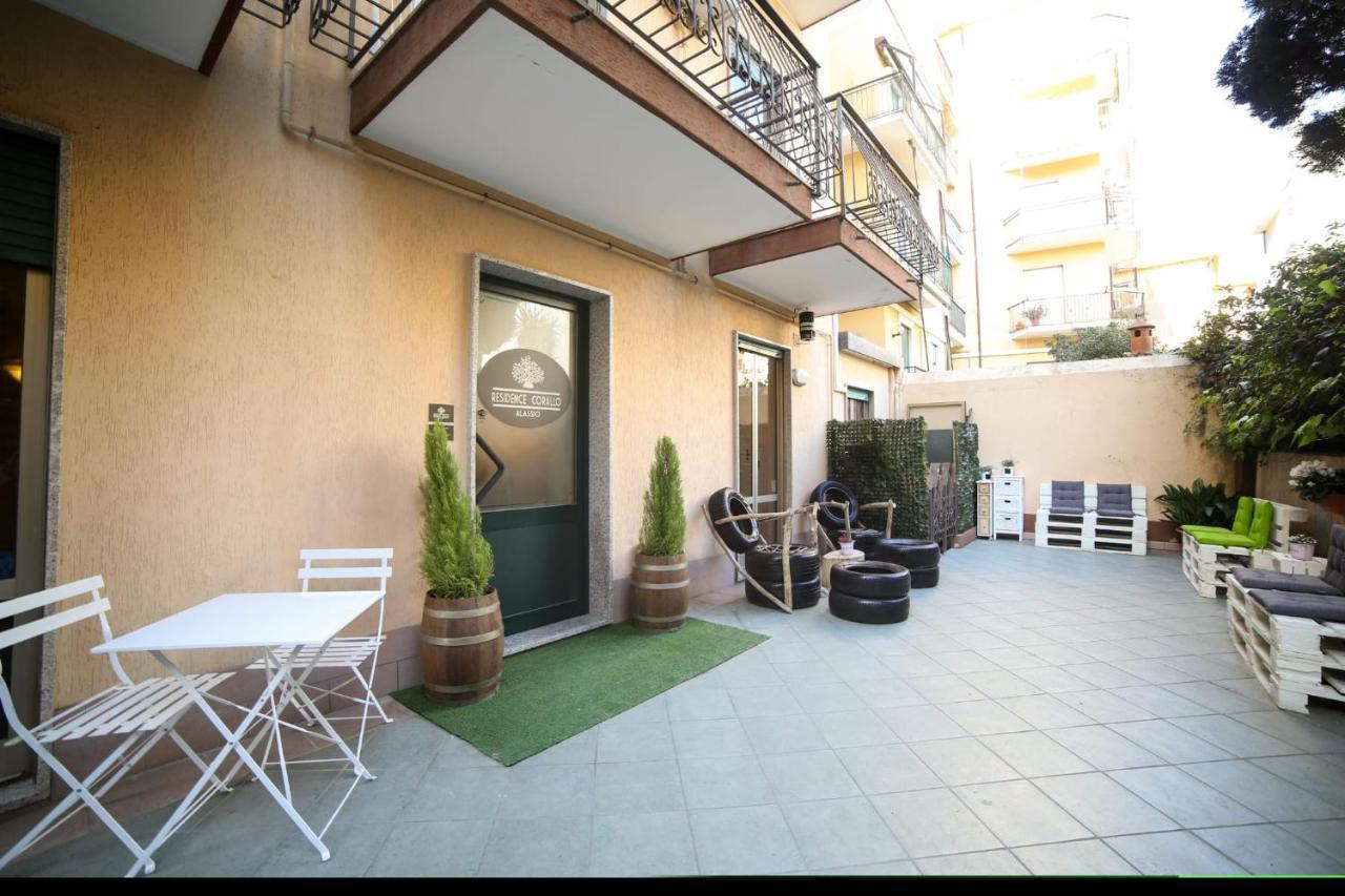 Residence Corallo 阿拉西奥 外观 照片