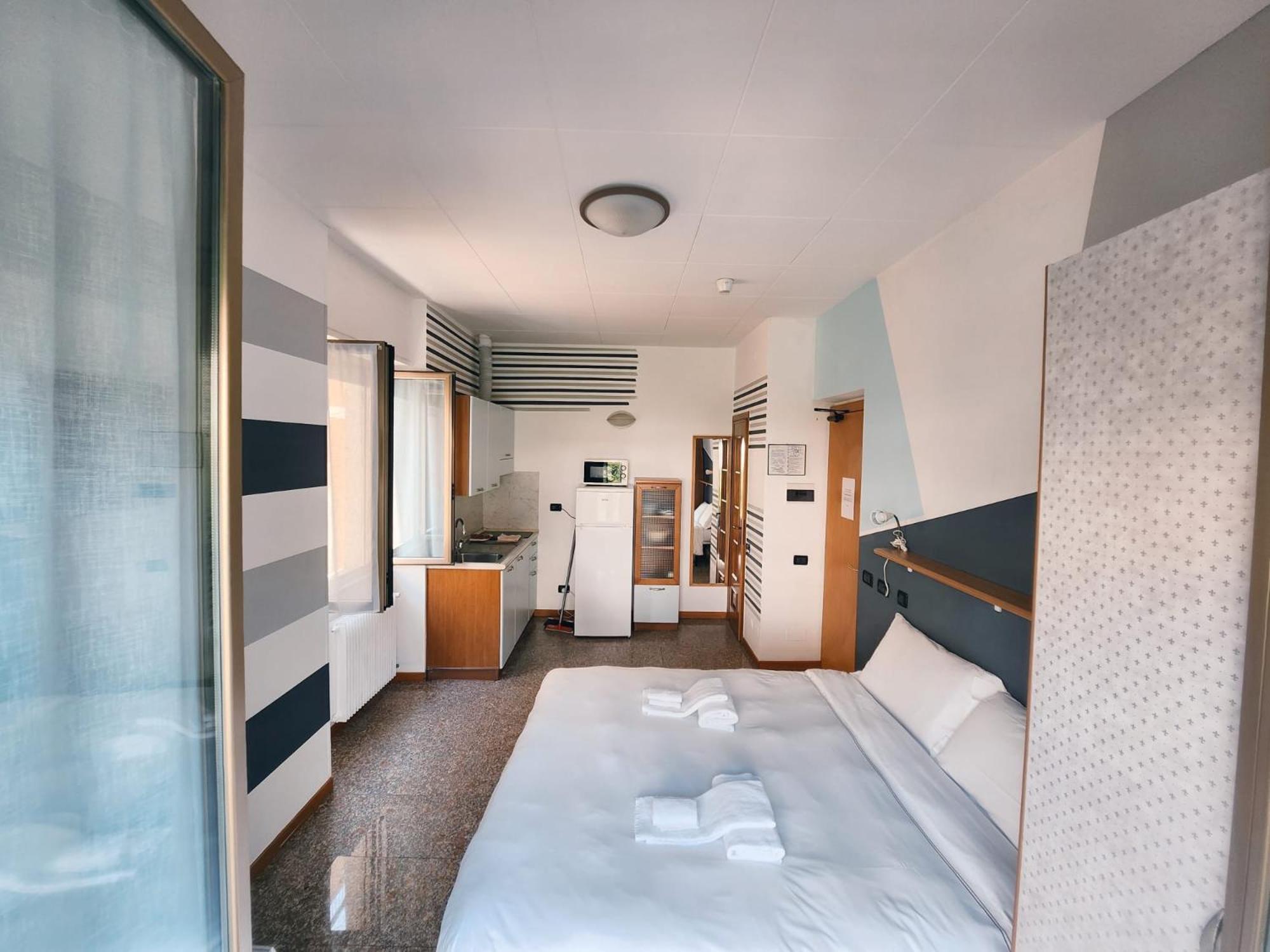 Residence Corallo 阿拉西奥 客房 照片